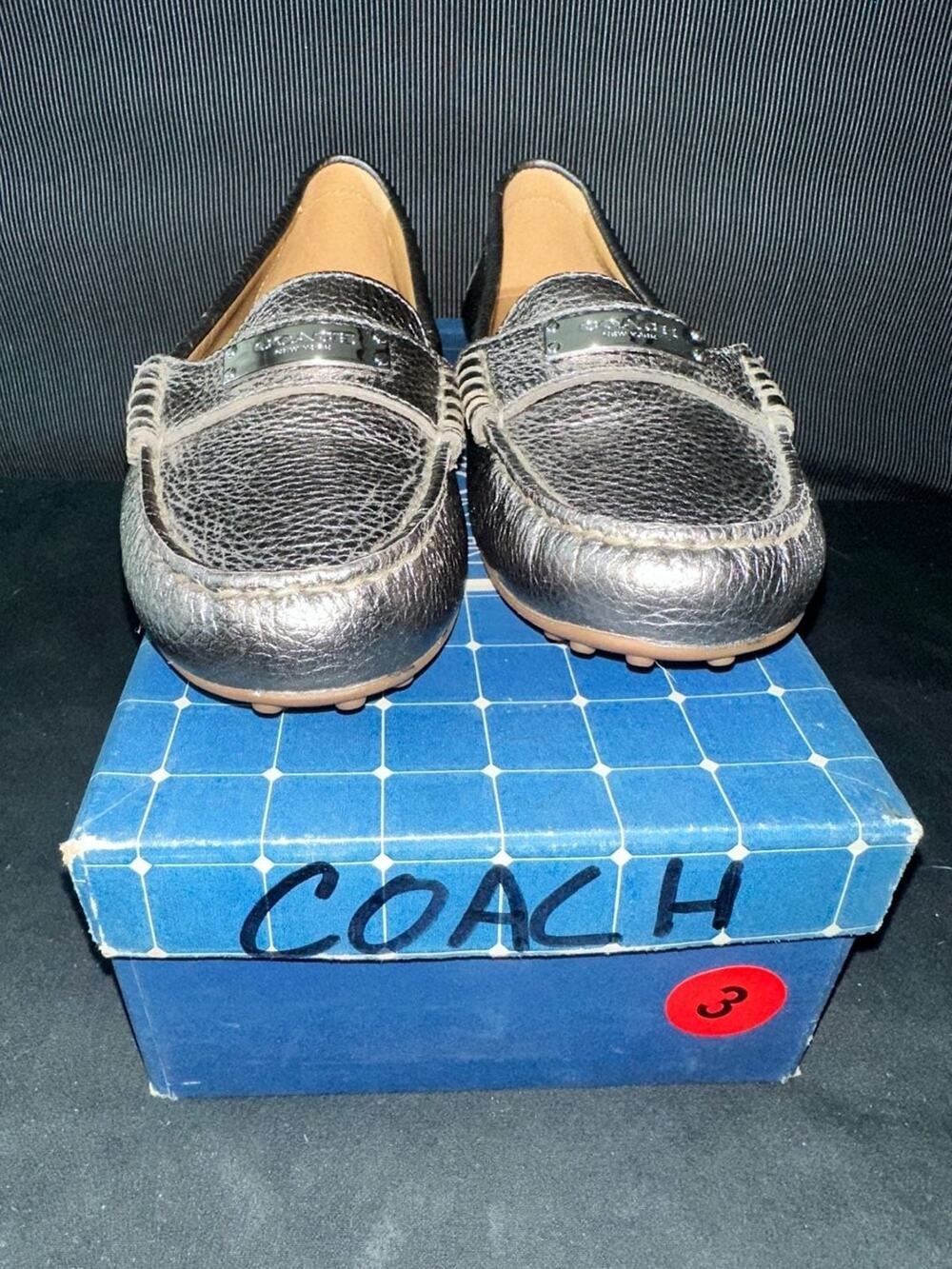 No.03 Coach Fredrica Metallic Pebble Leather Driving Loafers
